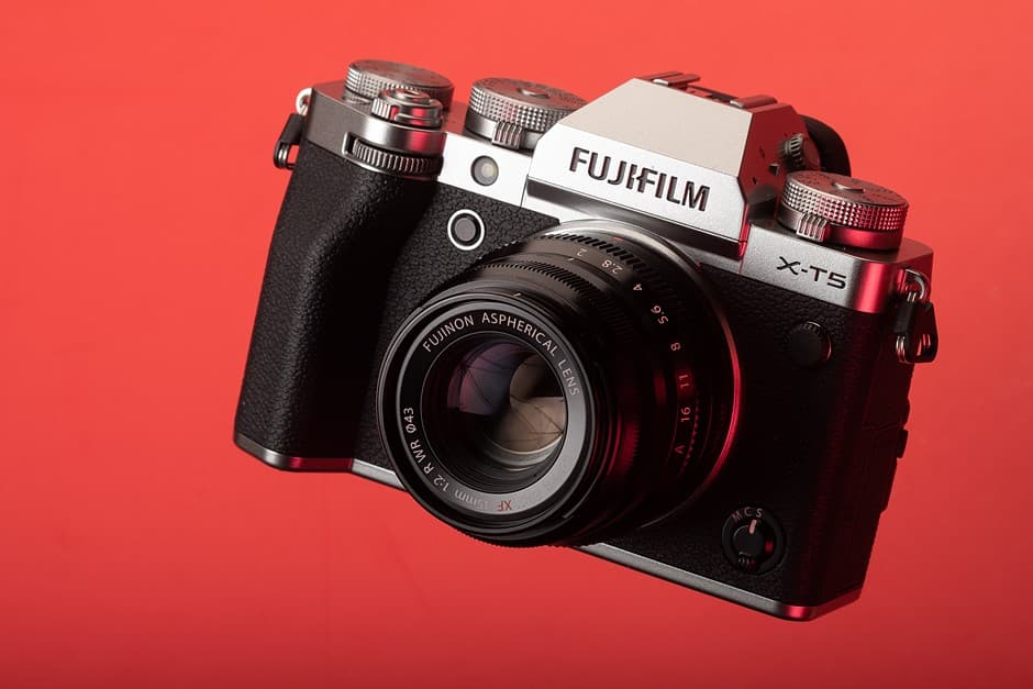 Fujifilm X-T5 Review: The Return to Pure Photography